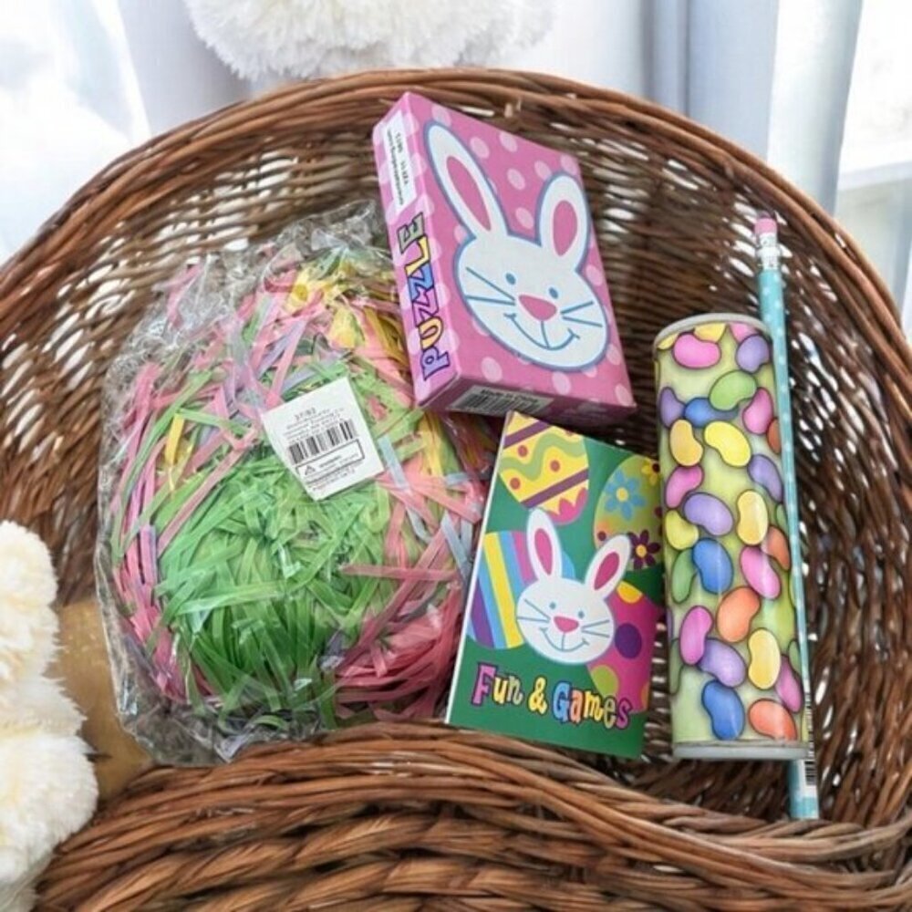 6 Piece Assorted Easter Basket Kit